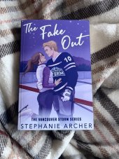 kniha The Fake Out, Orion Books 2024