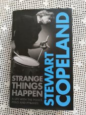 kniha Strange things happen A life with the police, polo and pygmies, HarperCollins 2009