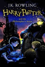 kniha Harry Potter and the Philosopher's Stone, Bloomsbury 2014